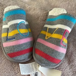 NWT Women’s Gap slippers